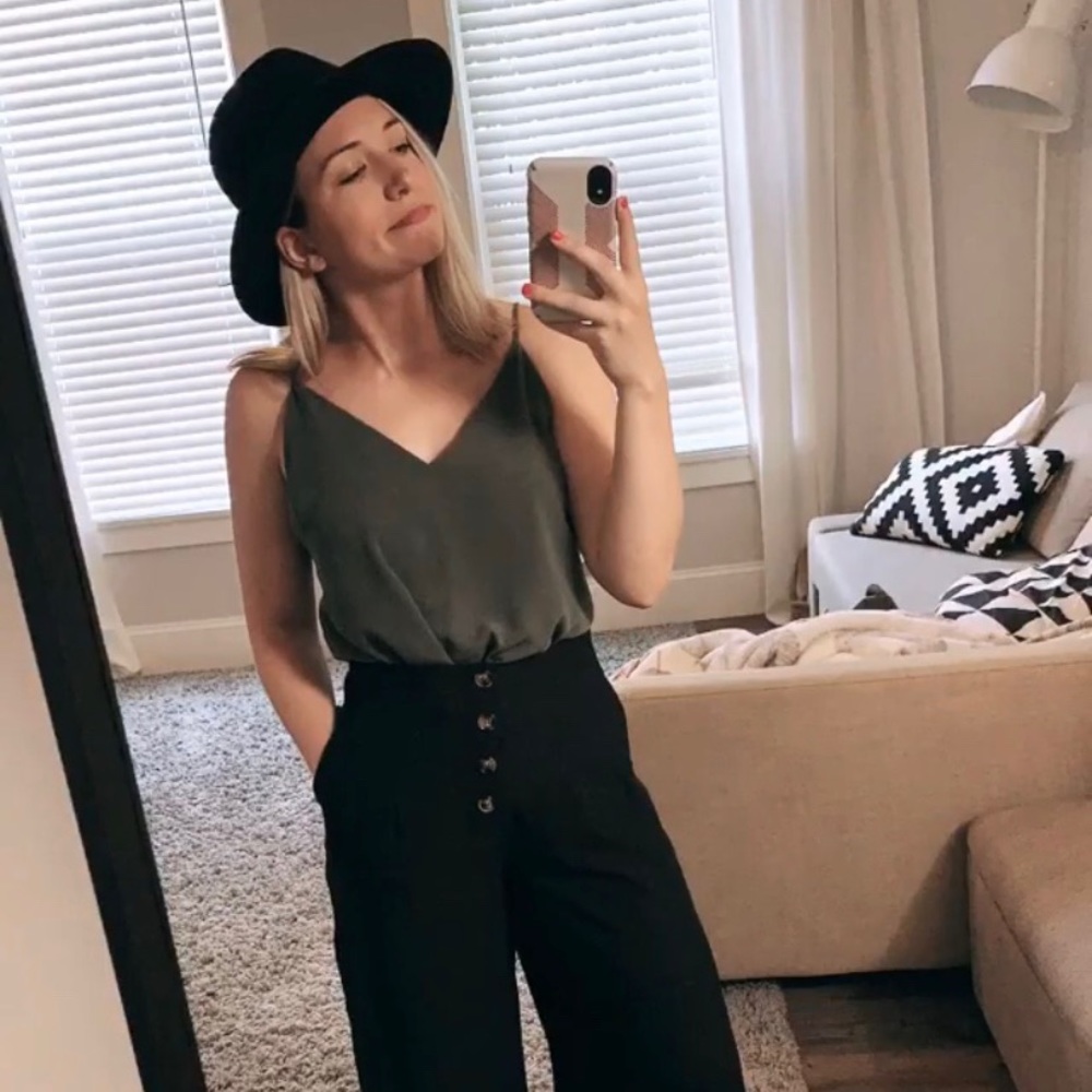 Meet your Posher, Erica